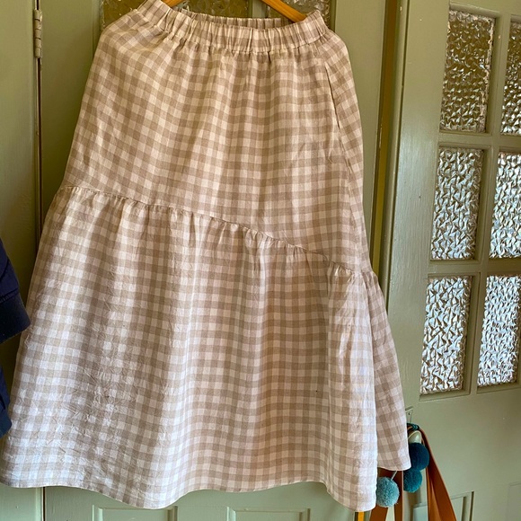 Aere Size 12 midi-skirt (worn once) - Picture 3 of 3